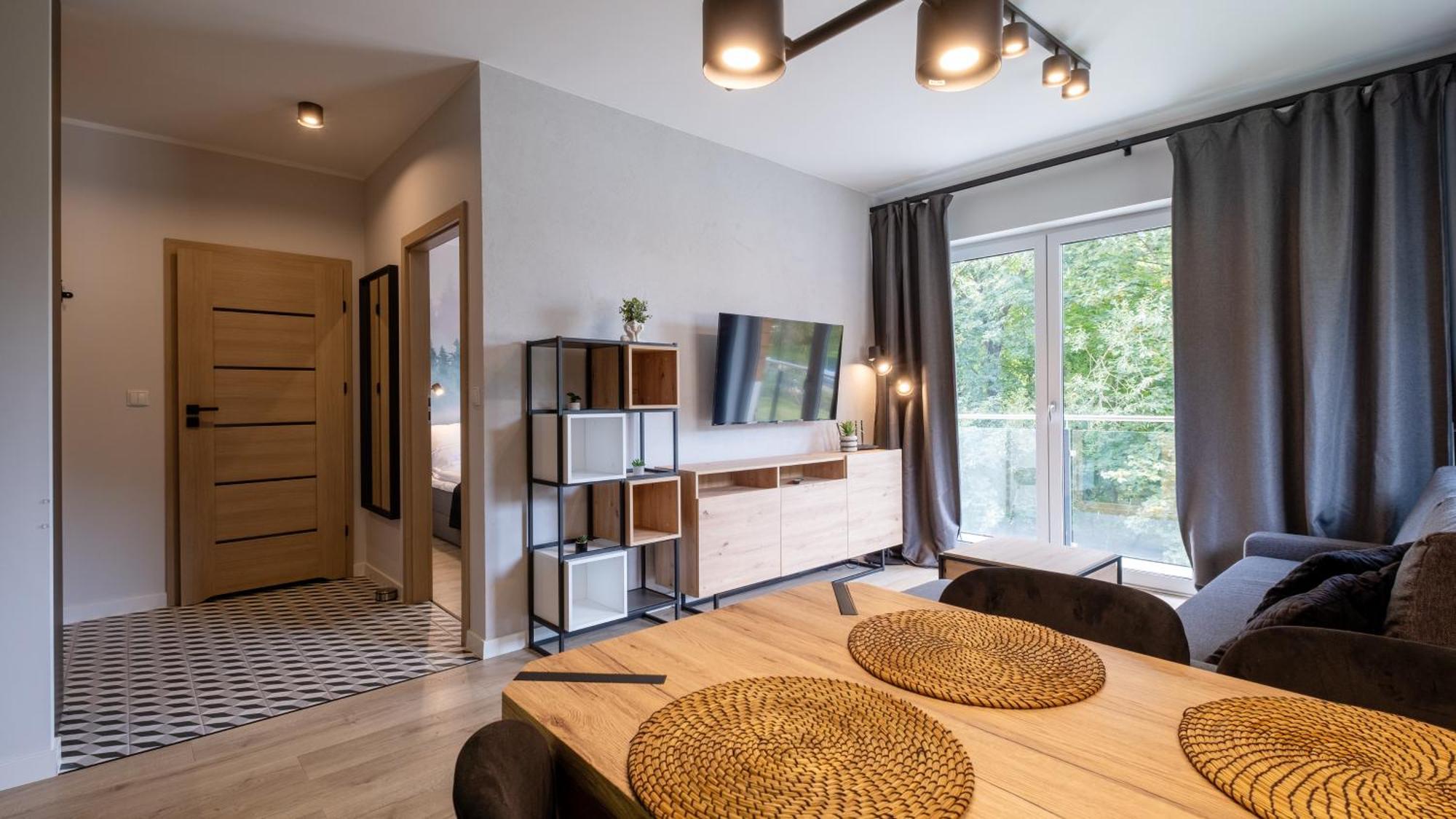 Sun & Snow River Park Apartment *