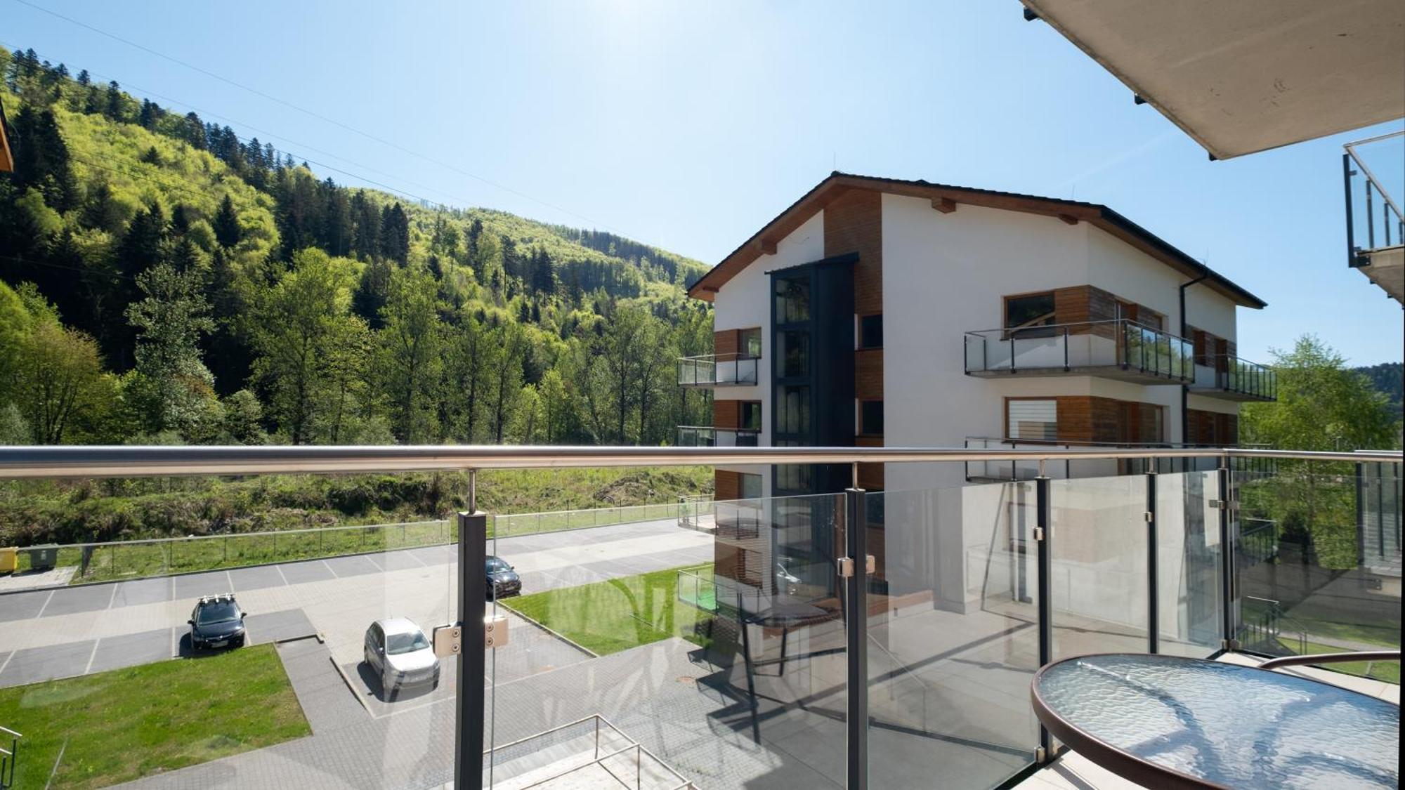 Apartment Sun & Snow River Park Wisla